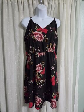 SHEIN Floral V-Neck Black & Pink Summer Sundress